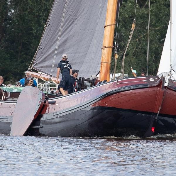 It Skûtsje fan Drachten 7e bij de Veenhoop | It Skûtsje fan Drachten