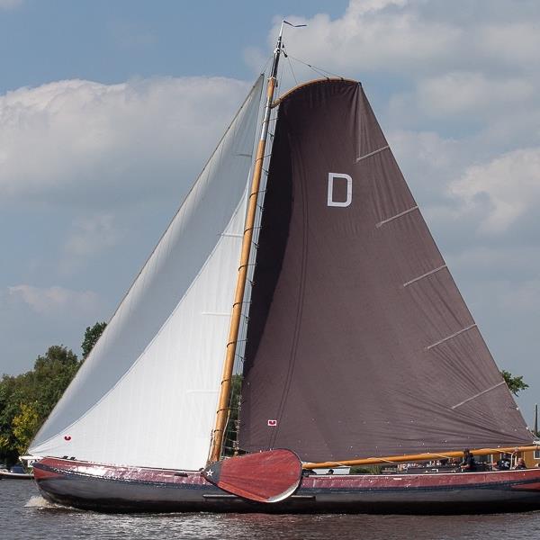 It Skûtsje fan Drachten 7e bij de Veenhoop | It Skûtsje fan Drachten