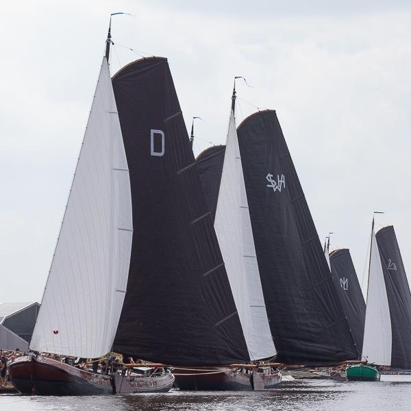 It Skûtsje fan Drachten 7e bij de Veenhoop | It Skûtsje fan Drachten