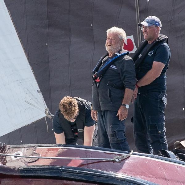 Jeroen Pietersma kan prachtige start niet verzilveren | It Skûtsje fan Drachten