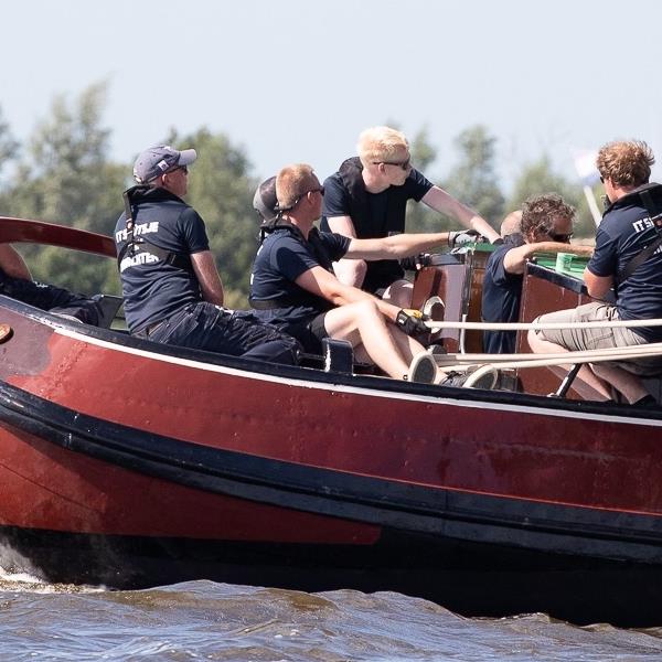 Jeroen Pietersma kan prachtige start niet verzilveren | It Skûtsje fan Drachten