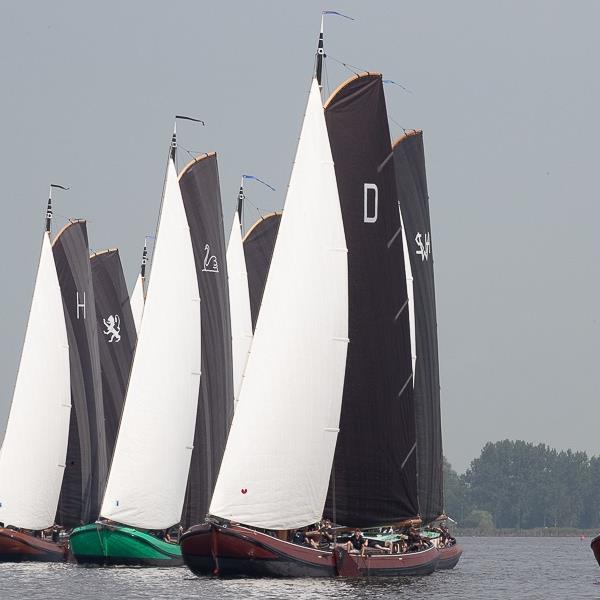 Elfde plaats op kalm Heegermeer | It Skûtsje fan Drachten