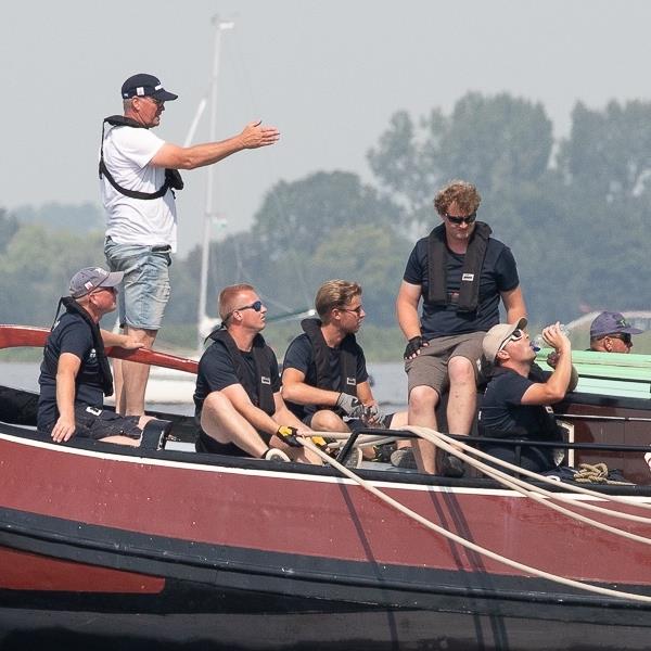 Elfde plaats op kalm Heegermeer | It Skûtsje fan Drachten