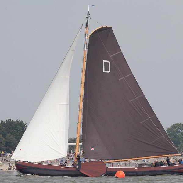 Tiende race dit kampioenschap levert Jeroen Pietersma veertien punten op | It Skûtsje fan Drachten