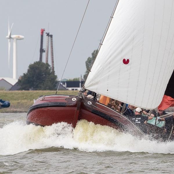 Tiende race dit kampioenschap levert Jeroen Pietersma veertien punten op | It Skûtsje fan Drachten
