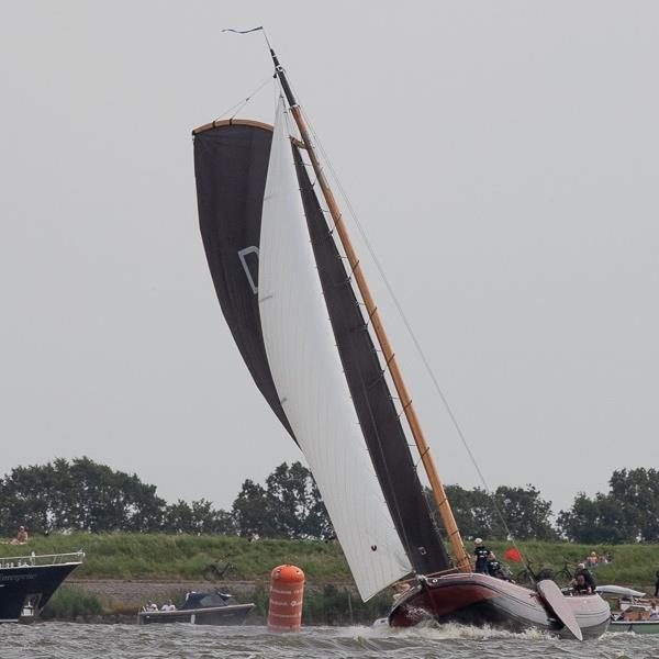 Tiende race dit kampioenschap levert Jeroen Pietersma veertien punten op | It Skûtsje fan Drachten