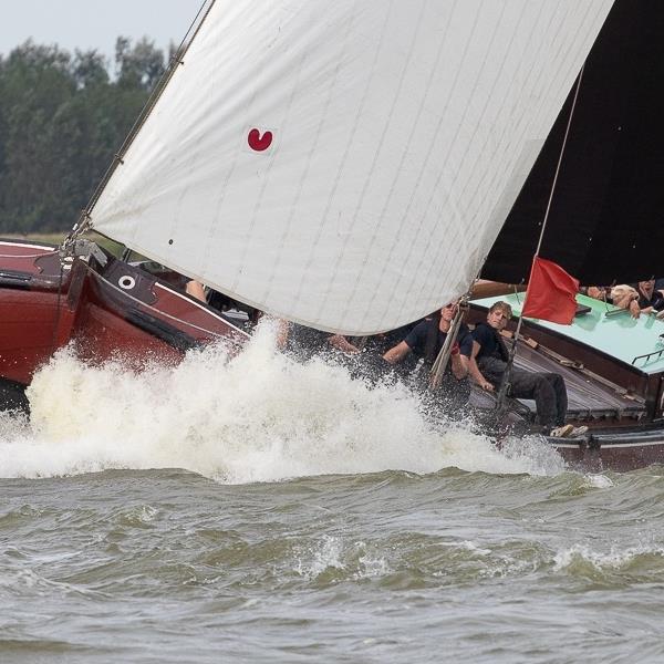 Tiende race dit kampioenschap levert Jeroen Pietersma veertien punten op | It Skûtsje fan Drachten