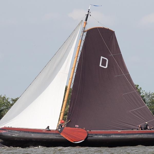 Tiende race dit kampioenschap levert Jeroen Pietersma veertien punten op | It Skûtsje fan Drachten