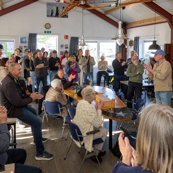 Een waardig afscheid voor Jeroen | It Skûtsje fan Drachten