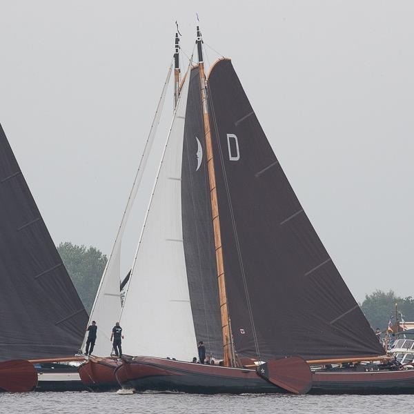 It Skûtsje fan Drachten negende bij openingswedstrijd Grou | It Skûtsje fan Drachten