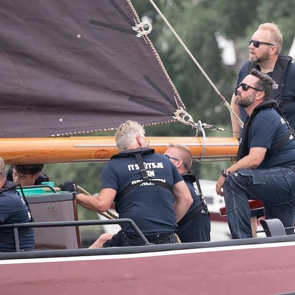 It Skûtsje fan Drachten negende bij openingswedstrijd Grou | It Skûtsje fan Drachten