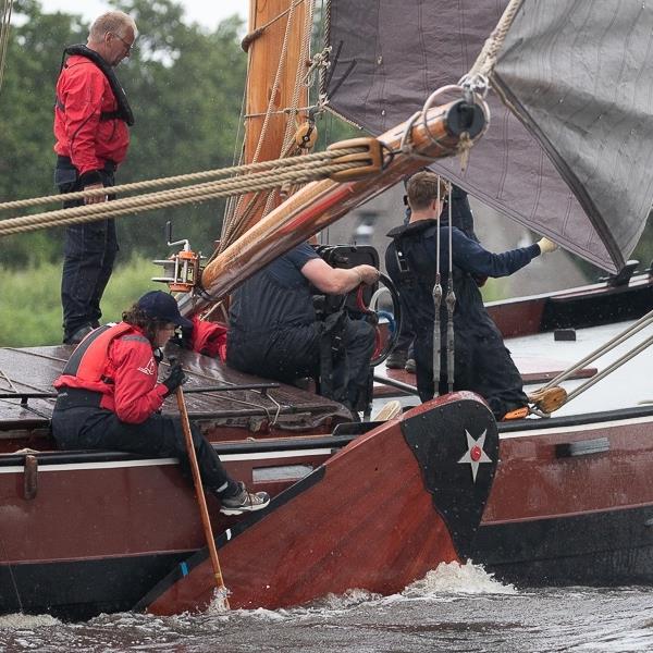 Uitdagende race voor It Skûtsje fan Drachten in Earnewoude | It Skûtsje fan Drachten