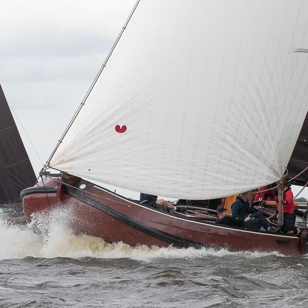 Zevende plaats voor Hattum Hoekstra bij enerverende race in Terherne | It Skûtsje fan Drachten