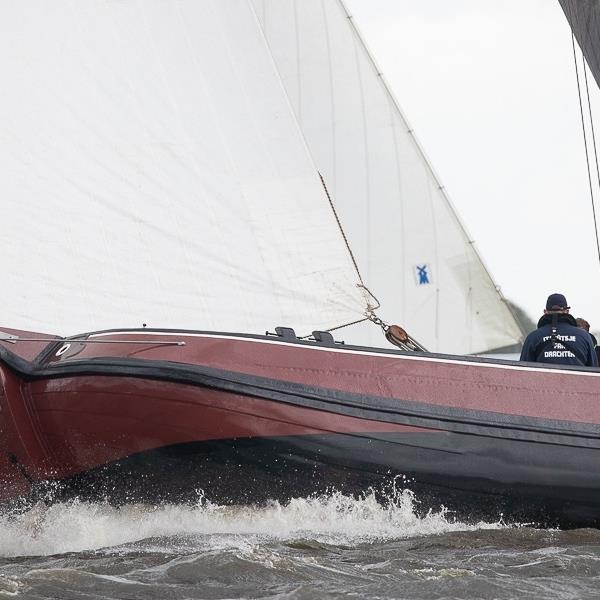 Zevende plaats voor Hattum Hoekstra bij enerverende race in Terherne | It Skûtsje fan Drachten