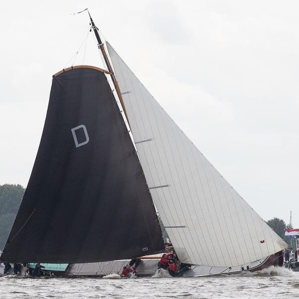 Zevende plaats voor Hattum Hoekstra bij enerverende race in Terherne | It Skûtsje fan Drachten