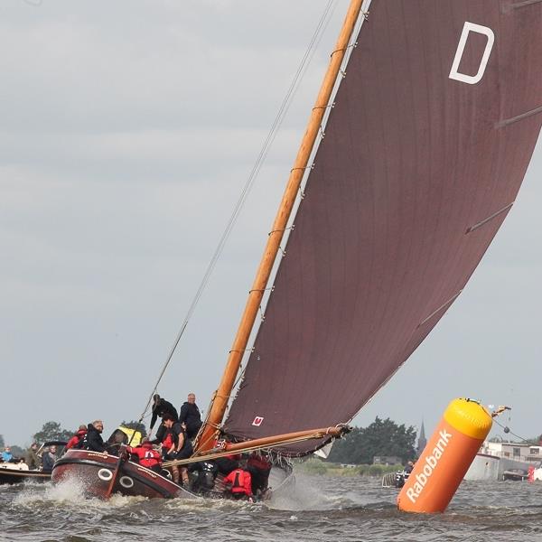 Zevende plaats voor Hattum Hoekstra bij enerverende race in Terherne | It Skûtsje fan Drachten