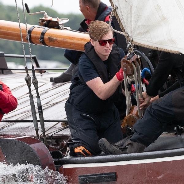 Spannende race op het Heegermeer | It Skûtsje fan Drachten