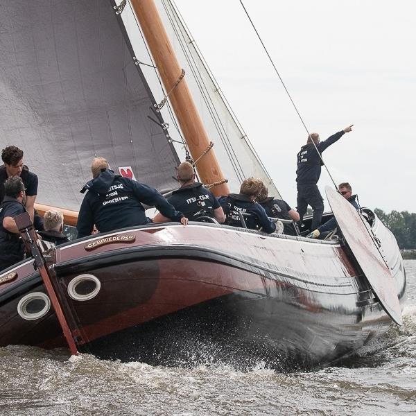 Spannende race op het Heegermeer | It Skûtsje fan Drachten