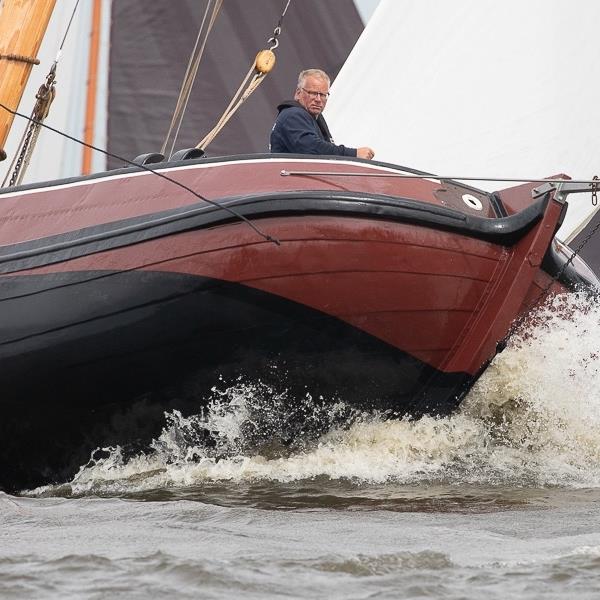 Spannende race op het Heegermeer | It Skûtsje fan Drachten