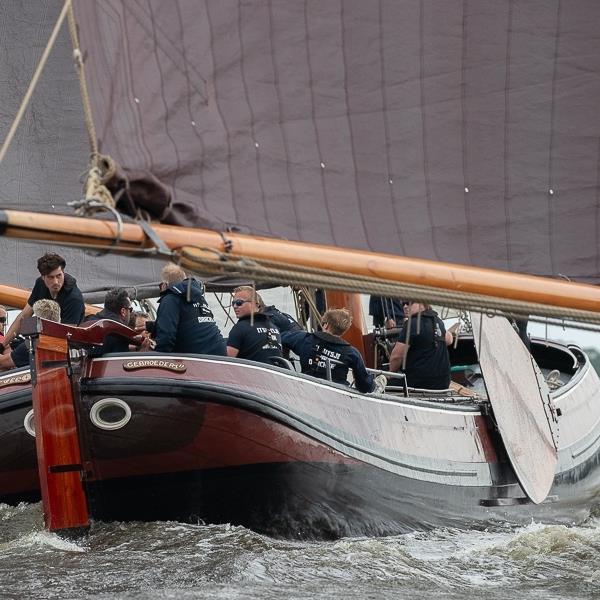 Spannende race op het Heegermeer | It Skûtsje fan Drachten