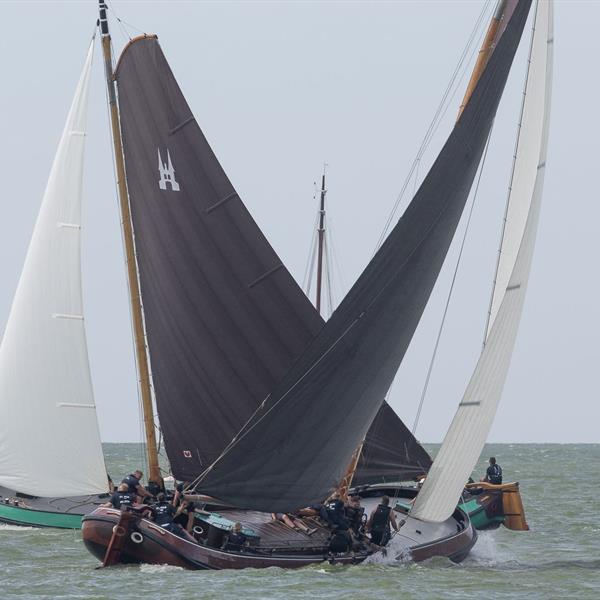 Een lastige middag op het IJselmeer bij Stavoren | It Skûtsje fan Drachten