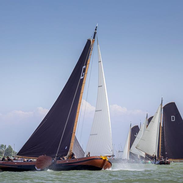 Een lastige middag op het IJselmeer bij Stavoren | It Skûtsje fan Drachten