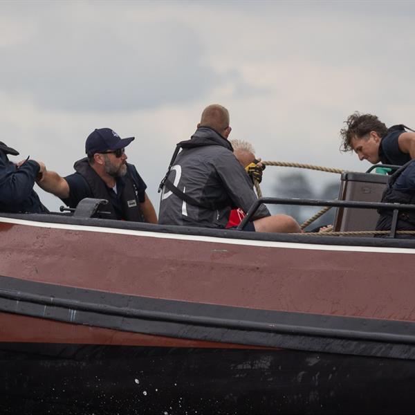 Mooie wedstrijd op de Hegemer Mar | It Skûtsje fan Drachten